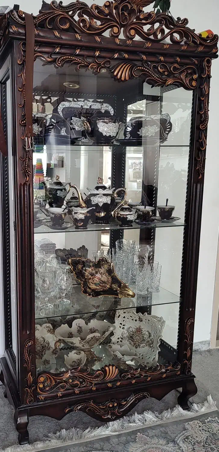 گنجه چوبی|بوفه، ویترین، کنسول|تربتحیدریه, شهرک ولیعصر|دیوار