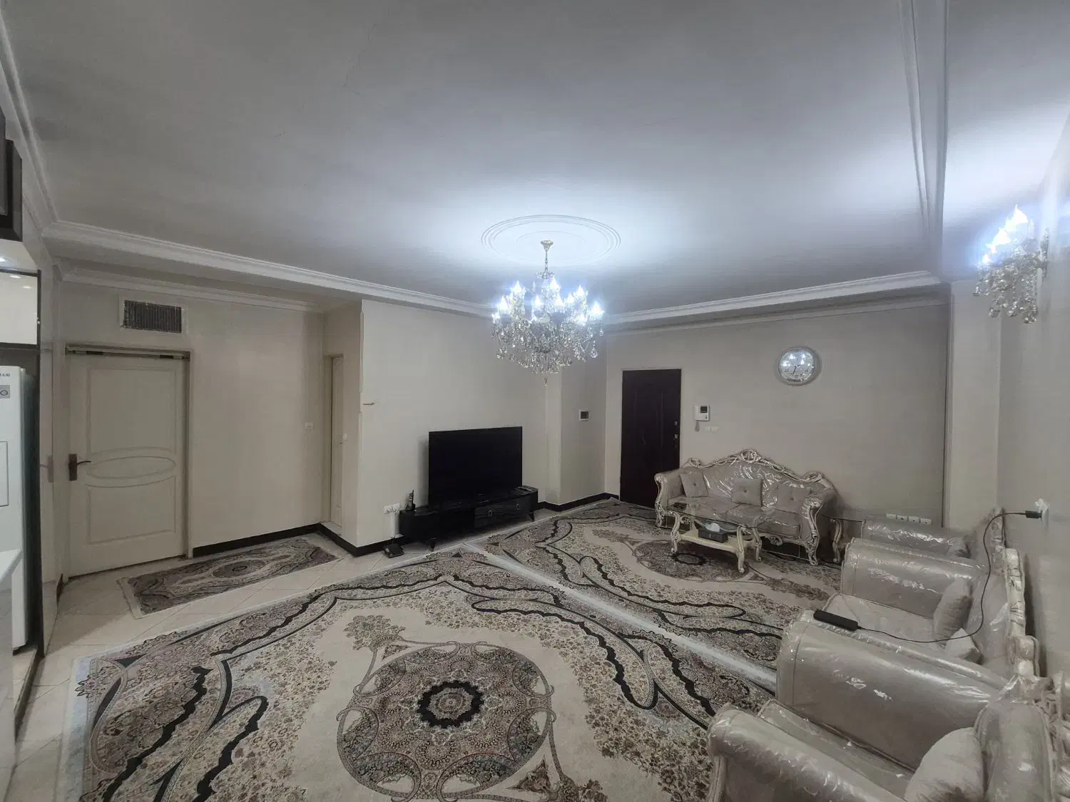 فروش اپارتمان طبقه سوم خ اکرمیه غربی|فروش آپارتمان|تهران, شهرک ولیعصر جنوبی|دیوار