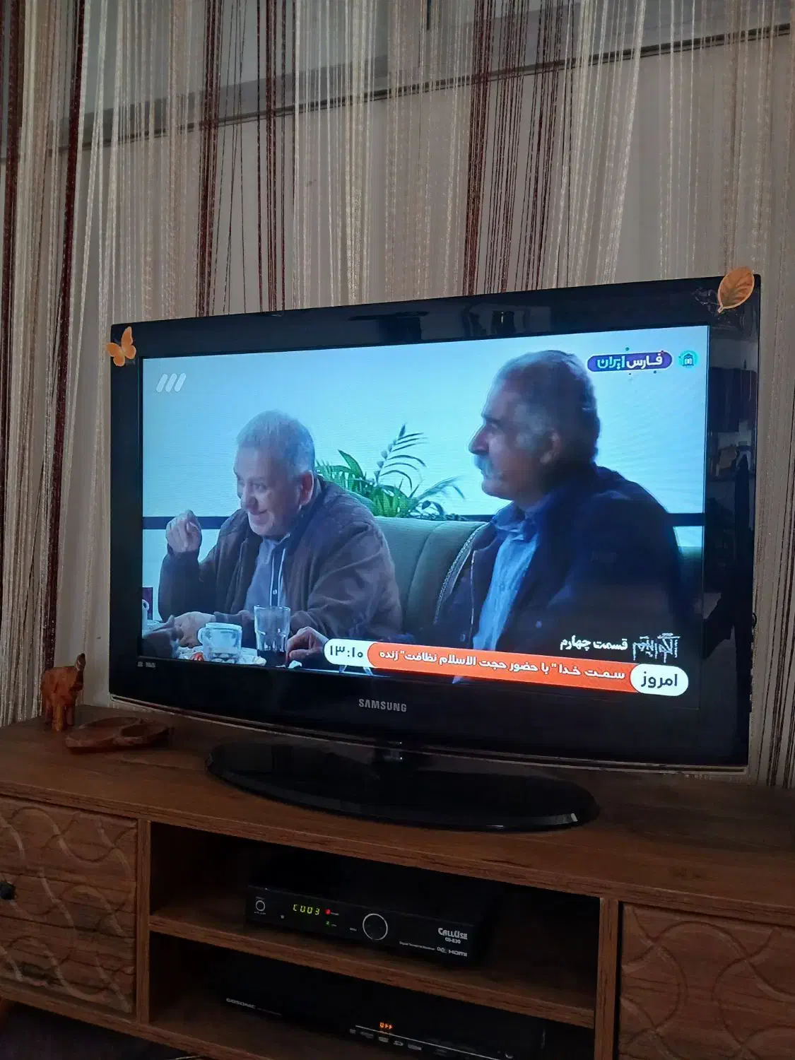 ال سی دی ۳۲ اینچ سامسونگ|تلویزیون و پروژکتور|اصفهان, پروین|دیوار