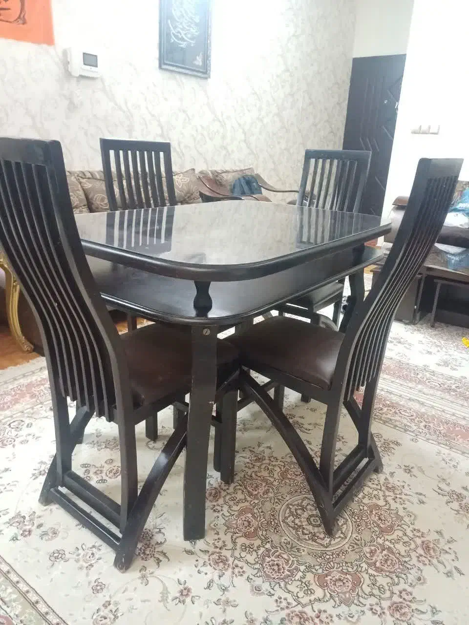 میز ناهارخوری  چوبی دو طبقه شیشه خور|میز و صندلی غذاخوری|سمنان, |دیوار