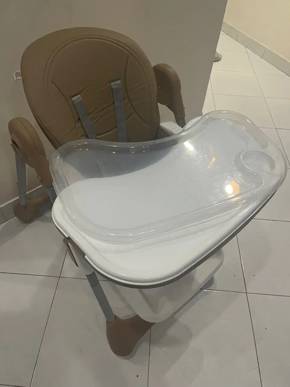 هایچر بچه (صندلی کودک)|تخت و صندلی بچه|لواسان, |دیوار