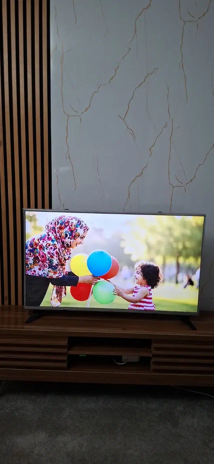 تلویزیون ال جی ۴۹ اینچ اصل|تلویزیون و پروژکتور|گنبد کاووس, |دیوار