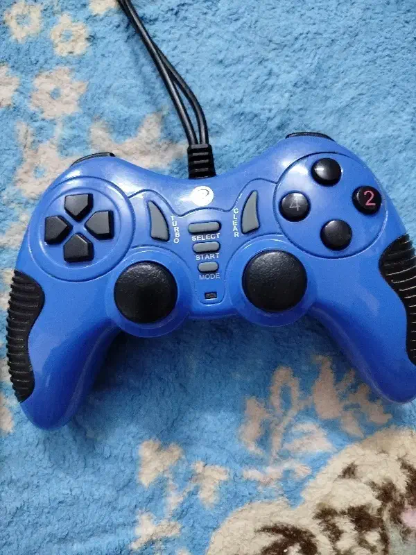 دسته بازی جفتی کامپیوتر سالم|کنسول، بازی ویدئویی و آنلاین|شیراز, شریفآباد|دیوار