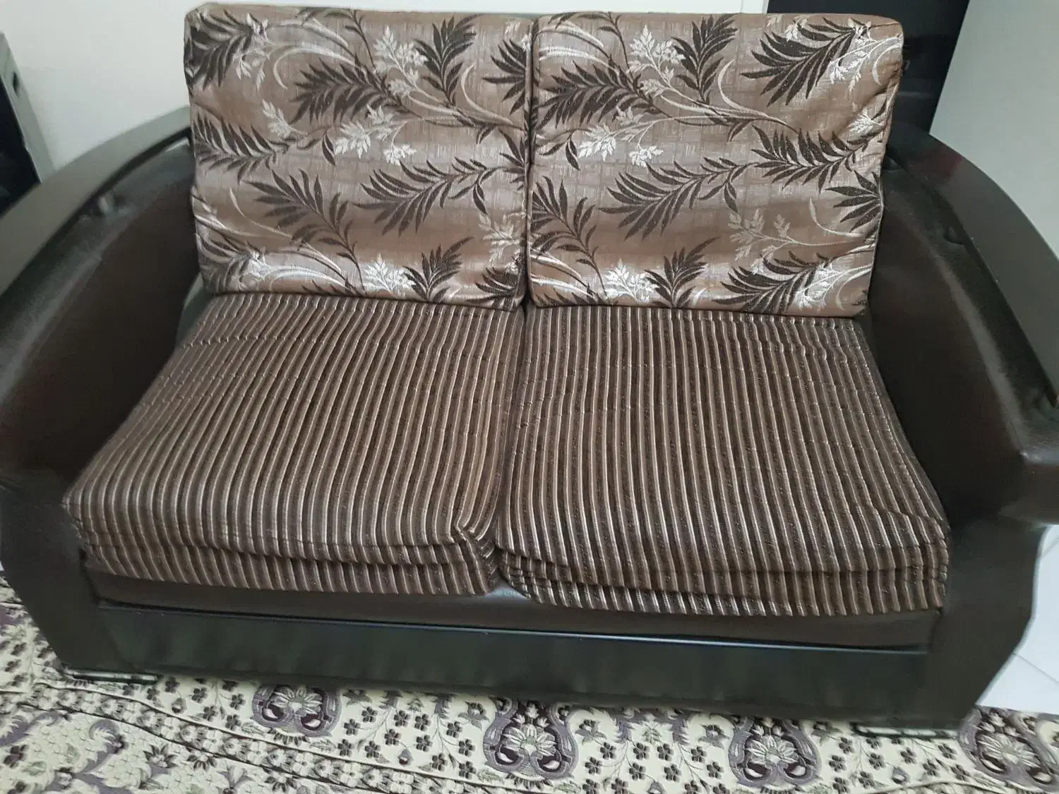 مبل ۷ نفره، میز نهارخوری ۴ نفره، میز تلویزیون|مبلمان خانگی و میز عسلی|تهران, جیحون|دیوار