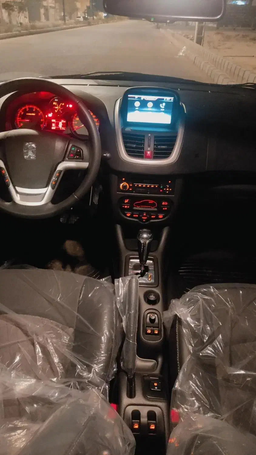 پژو207 پانوراما اتومات ارتقایافته|خودرو سواری و وانت|سیرجان, |دیوار