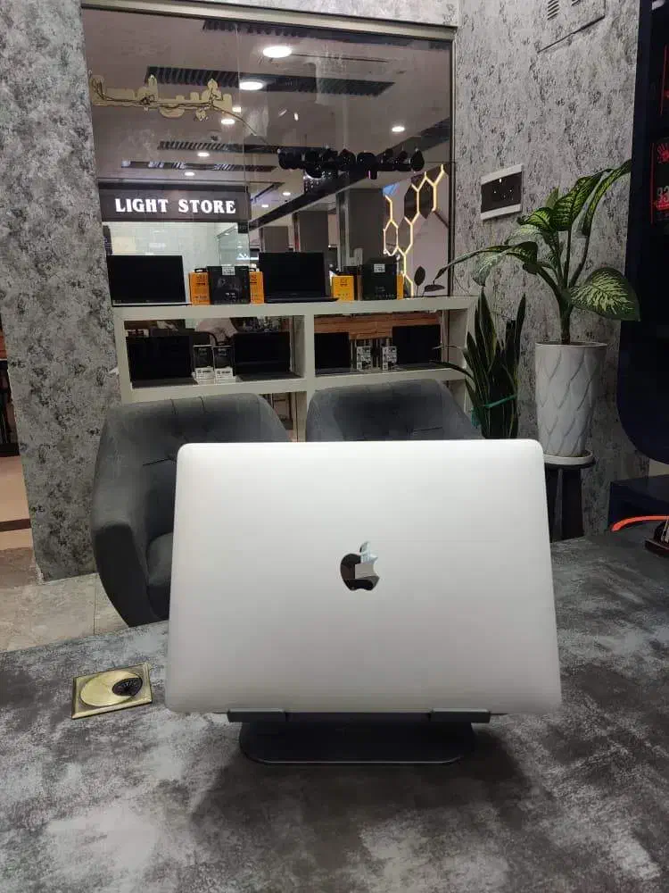 MacBook Pro 2020 (فروش اقساطی)|رایانه همراه|قم, عمار یاسر|دیوار