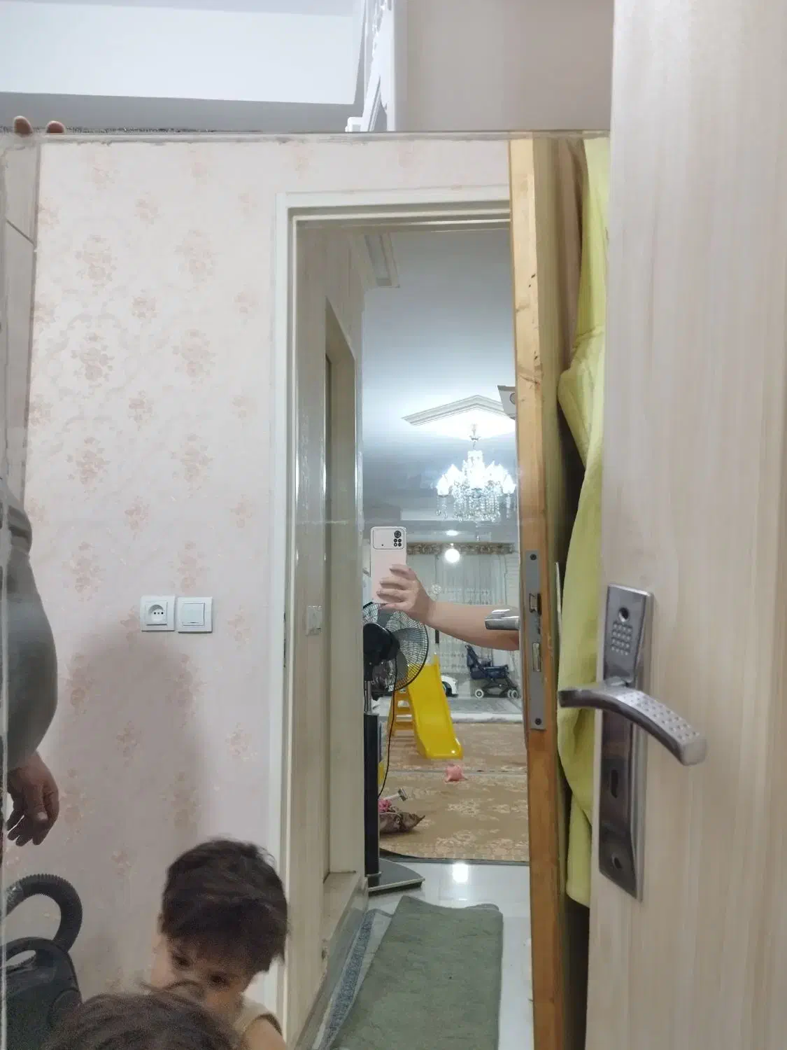 آینه 80/162سانت سالم بشرط.|آینه|پاکدشت, پاکدشت (مامازند)|دیوار