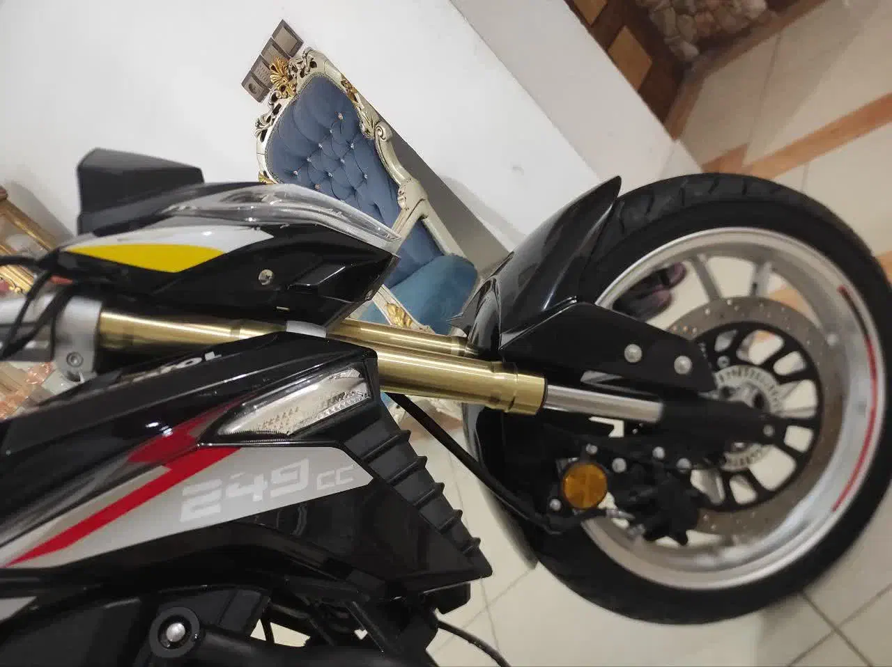 فروشی مبلغ ۱۸۰میلیون تومن|کارت هدیه و تخفیف|شاهین‌شهر, گزبرخوار|دیوار