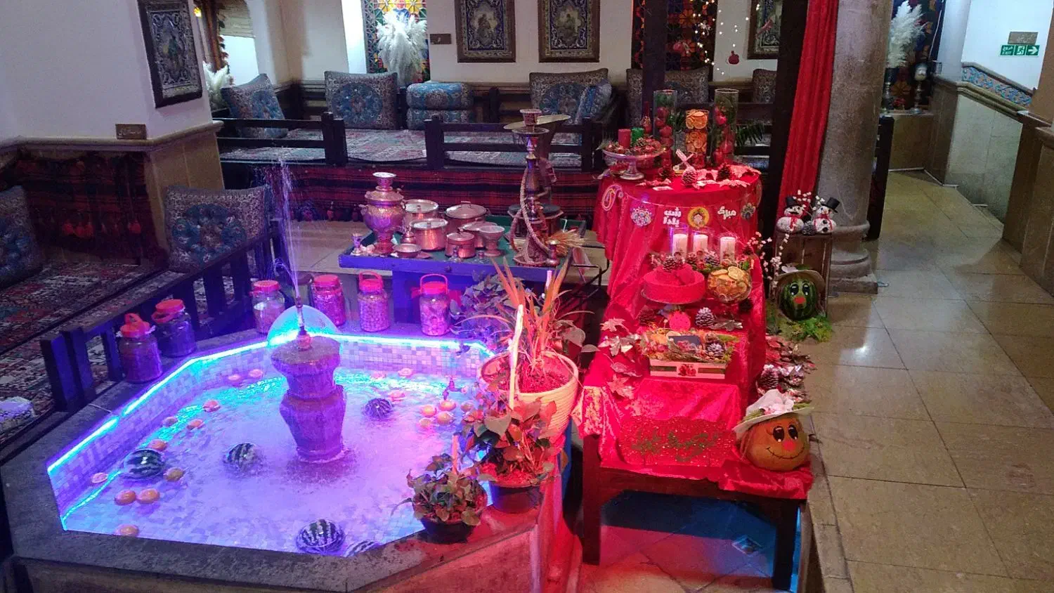 کارگر ساده و کمک آشپز و آشپز|استخدام خدمات فروشگاه و رستوران|تهران, منیریه|دیوار