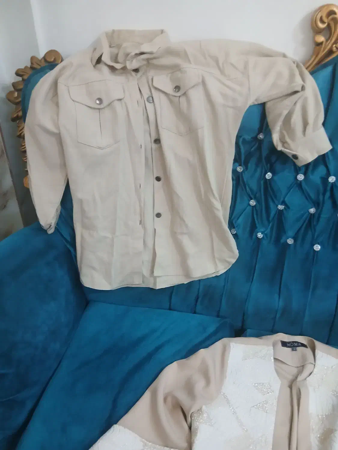 مانتو|لباس|مشهد, طبرسی شمالی|دیوار