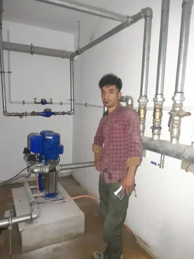 لوله کشی آب و فاضلاب و تعمیرات و نصب شیرآلات|خدمات پیشه و مهارت|اصفهان, عمان سامانی|دیوار