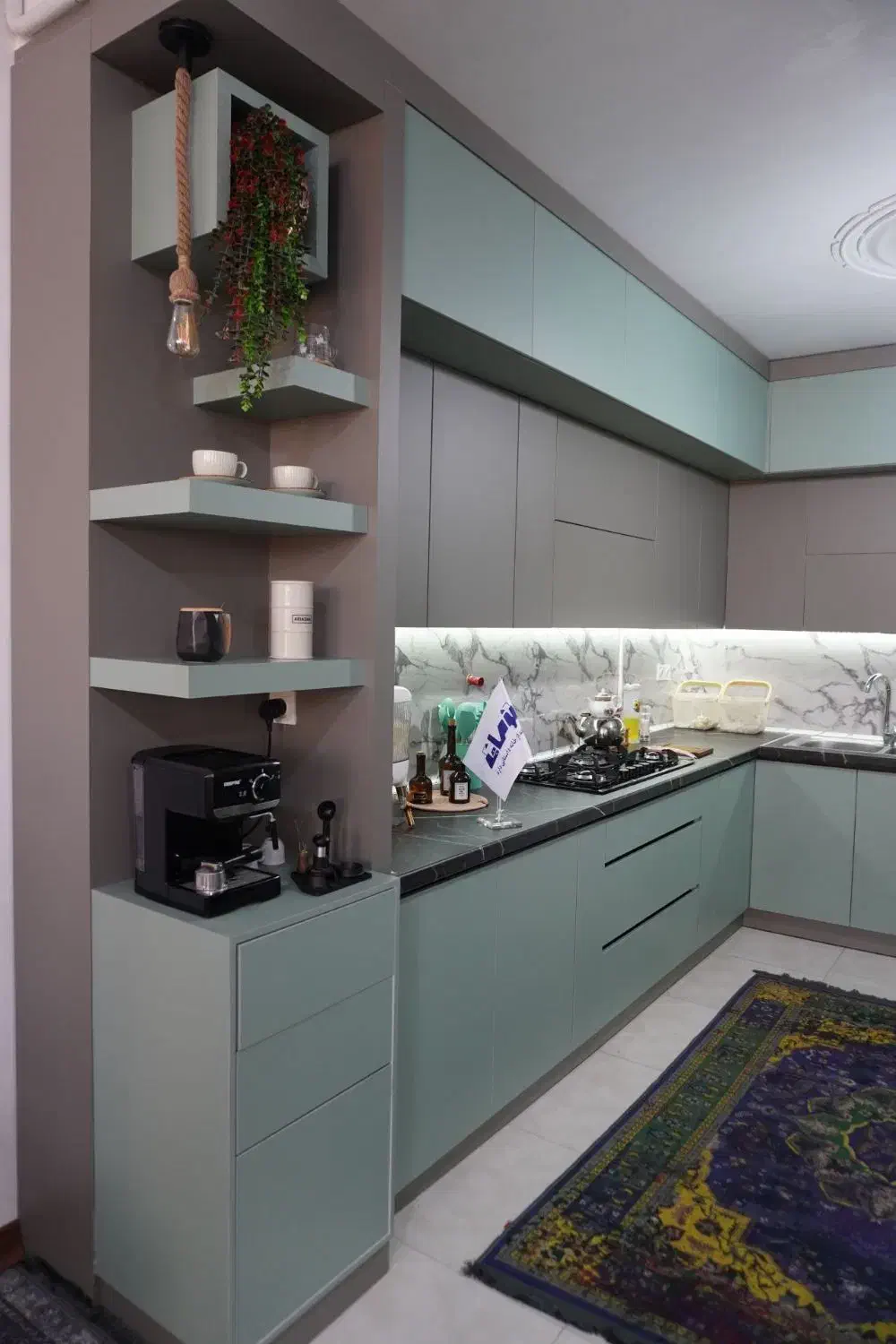 استخدام نصاب کابینت منظم و مسئولیت پذیر|خدمات پیشه و مهارت|کرمان, |دیوار