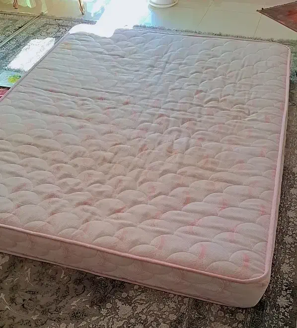 تشک فنری سالم|تشک تختخواب|فولادشهر, C5|دیوار