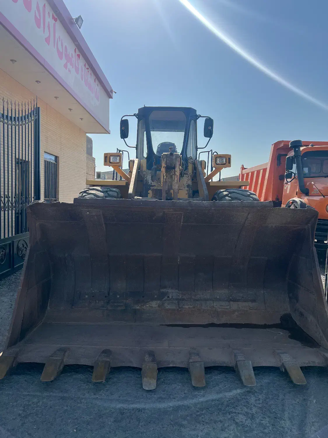 لودر کوماتسو ۴۵۰|خودرو سنگین|یزد, |دیوار