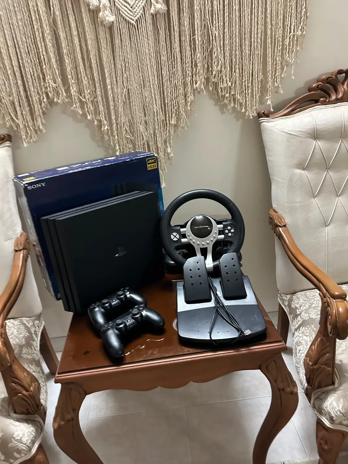 ps4 pro|کنسول، بازی ویدئویی و آنلاین|اصفهان, باغ دریاچه|دیوار