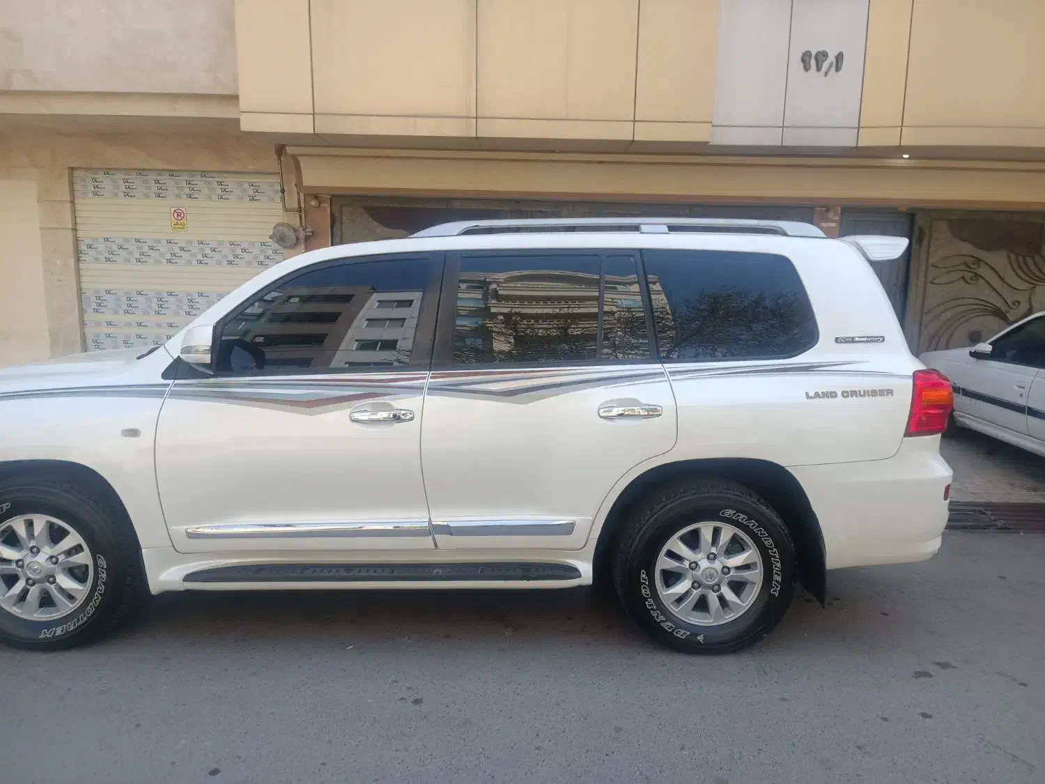 تویوتا لندکروز|خودرو سواری و وانت|مشهد, آزادشهر|دیوار