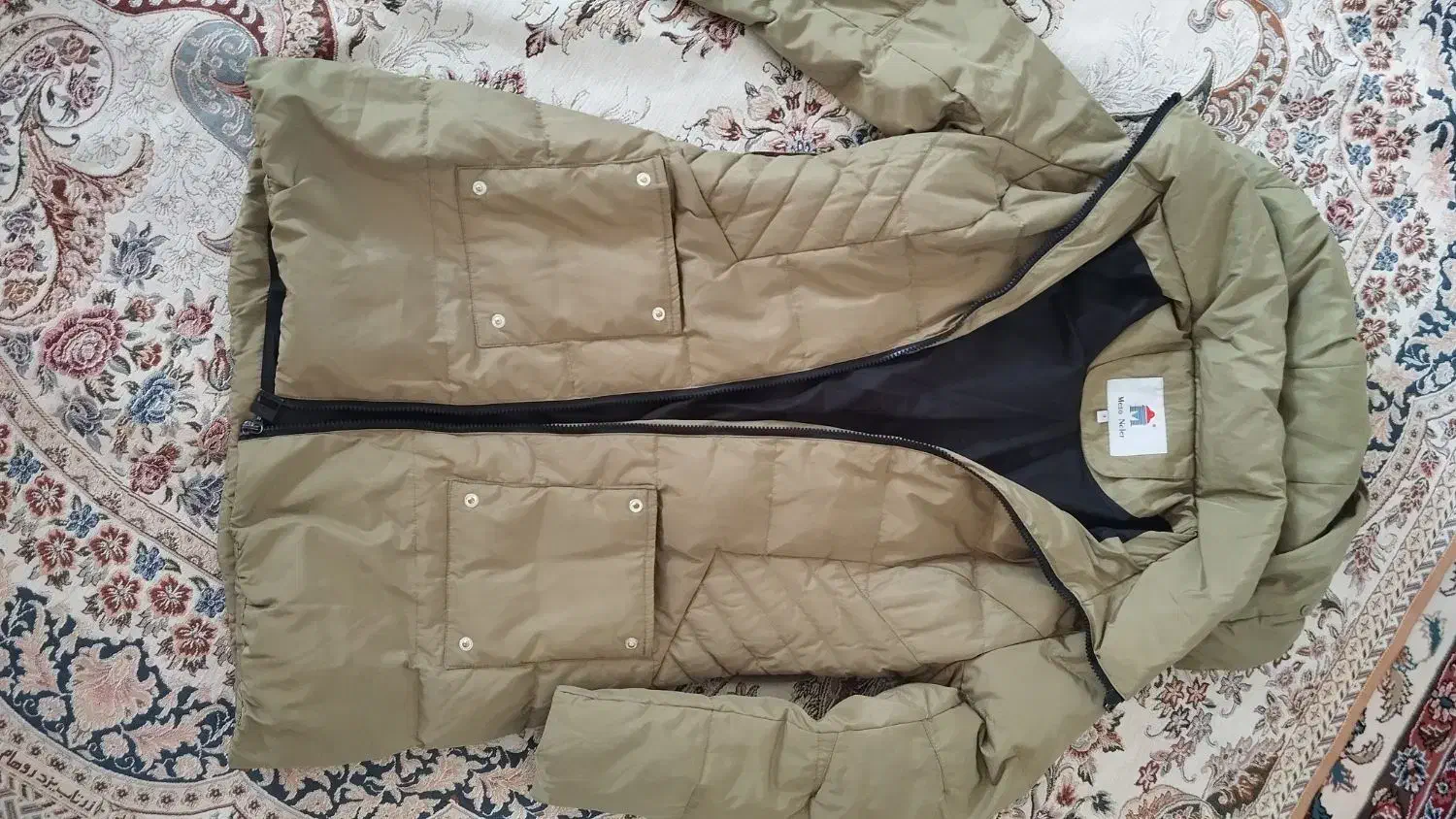 کاپشن|لباس|سبزوار, گلشن|دیوار