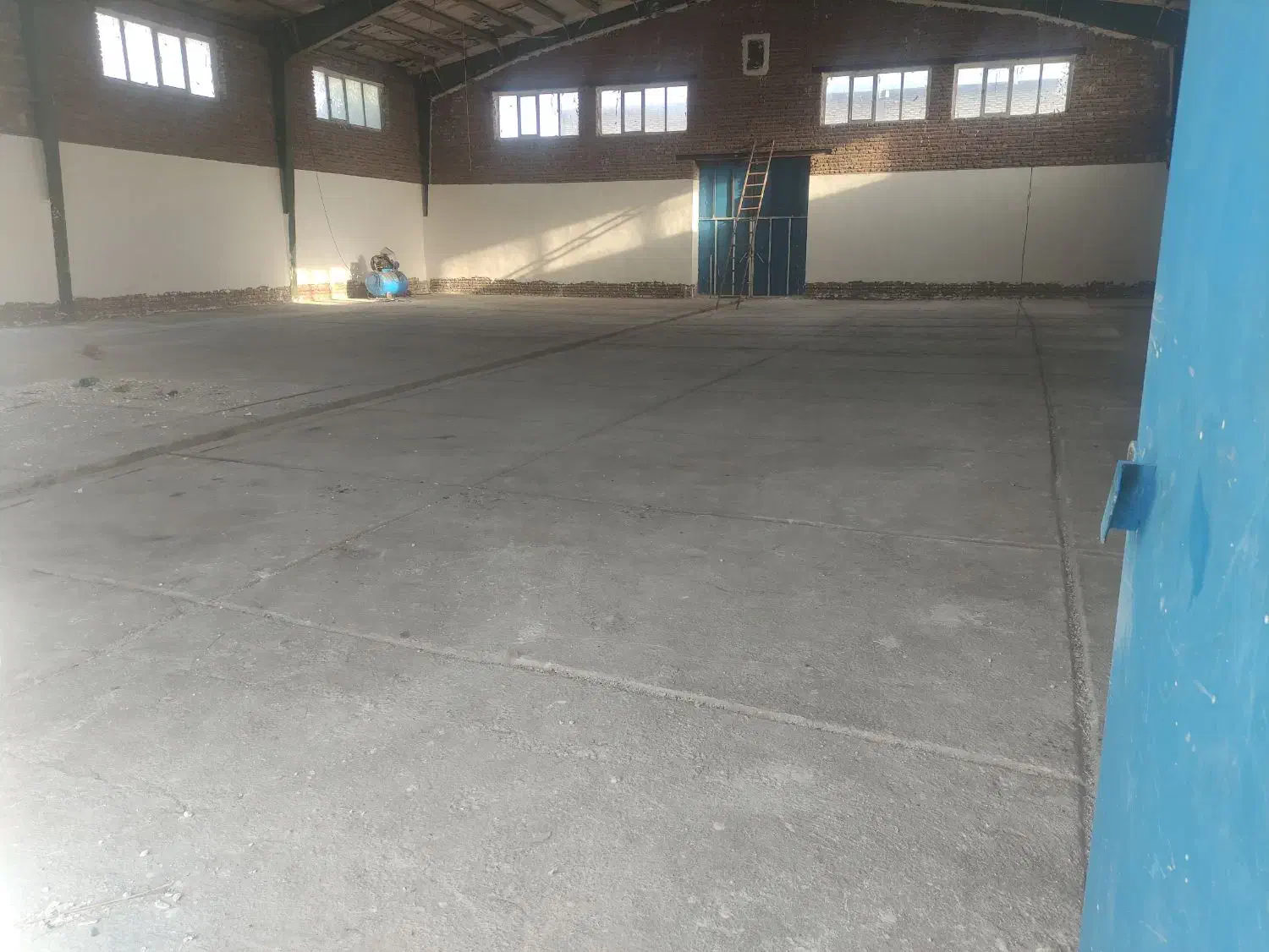 اجاره سوله ۵۰۰در شهرک سلیمی|اجارهٔ دفتر صنعتی، کشاورزی، تجاری|ممقان, |دیوار