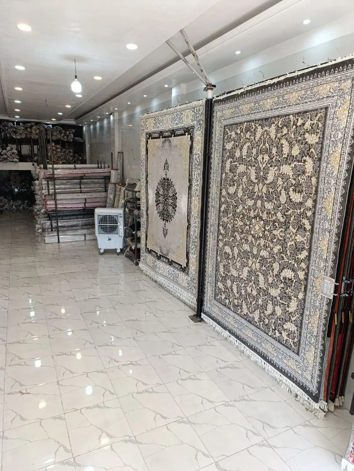 بازرگانی سرای فرش احسان همه متراژ موجود|فرش|تهران, شکوفه (عبدل آباد)|دیوار