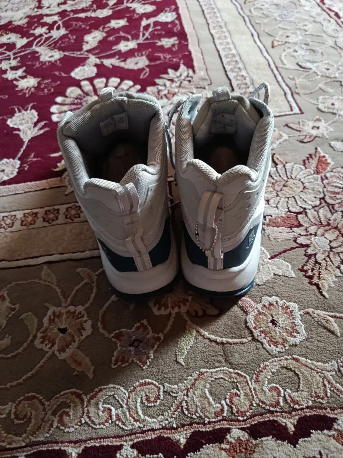 کفش ویکو|کیف، کفش، کمربند|یاسوج, |دیوار