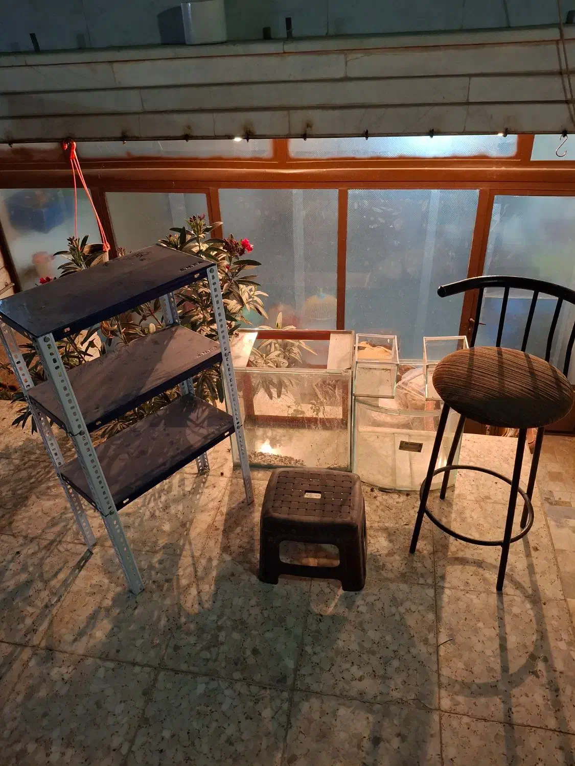 قفسه کمدمیزرگال ترازوصندلی ریسه لامپو...بخونید|حراج|اصفهان, شفق|دیوار