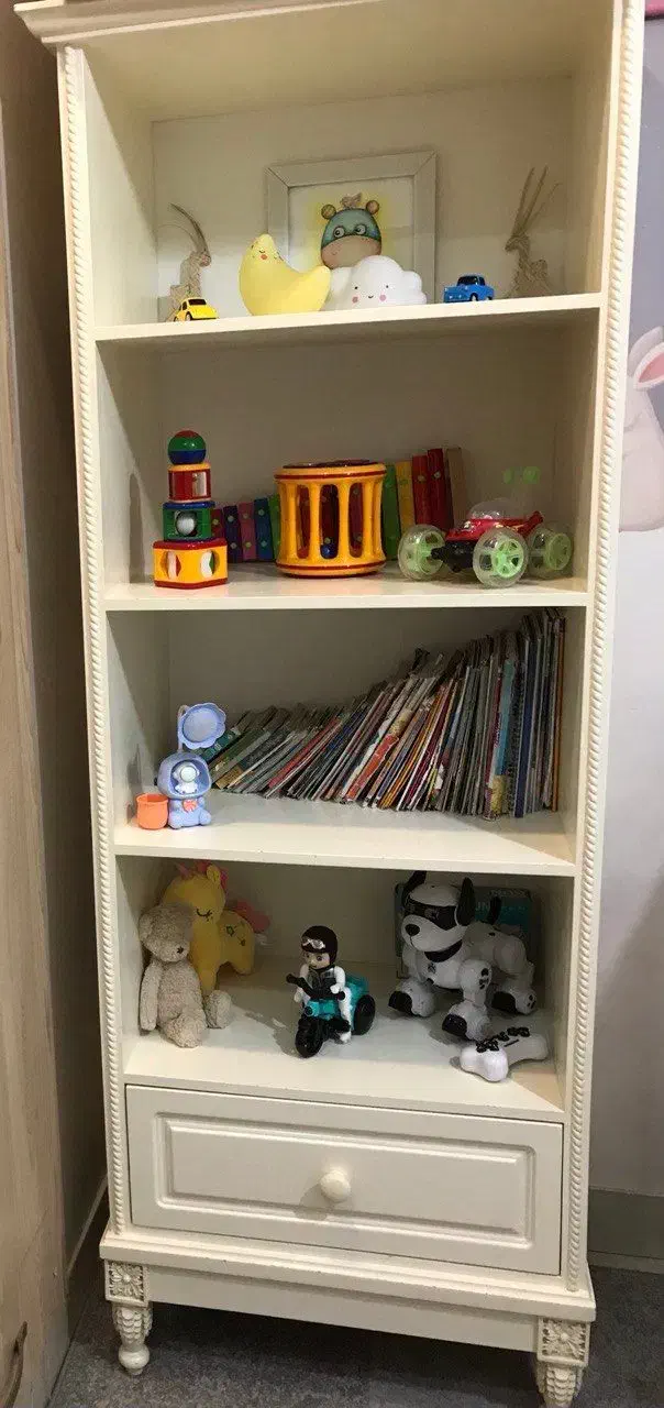 تخت و کمد نوزادی در حد نو|تخت و سرویس خواب|ورامین, ورامین|دیوار