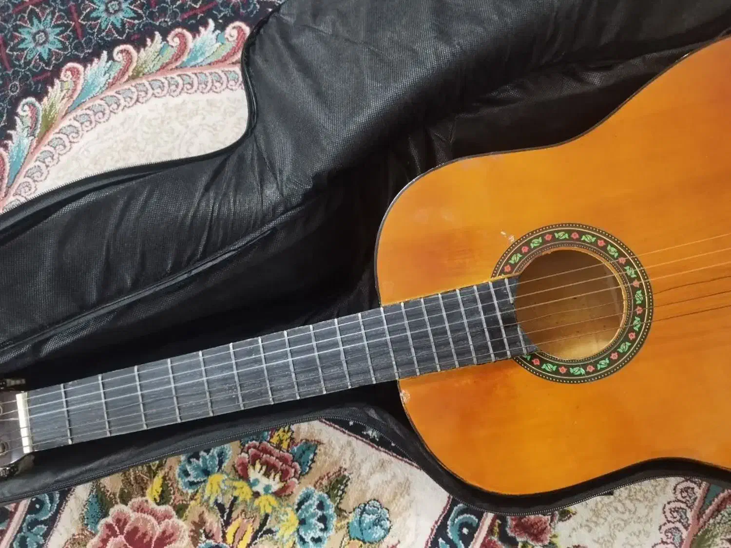 گیتار|گیتار، بیس، امپلیفایر|کاشان, ملک آباد|دیوار