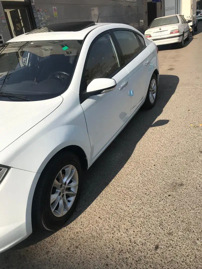 برلیانس مدل ۹۷بی رنگ|خودرو سواری و وانت|تهران, شهرک شریعتی|دیوار