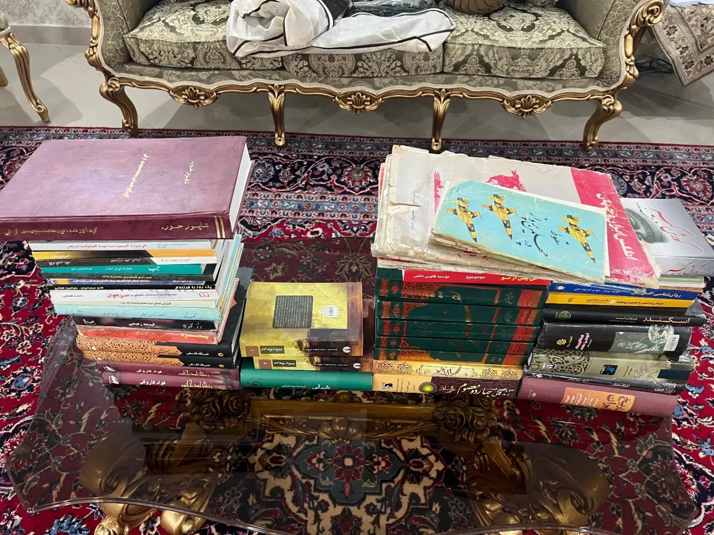 فروش کتاب های در حد نو و چاپ اول|کلکسیون اشیاء عتیقه|تهران, گلاب دره|دیوار