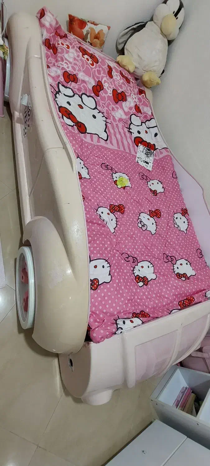 تخت کودک و بزرگسال با تشک|تخت و سرویس خواب|نوشهر, |دیوار