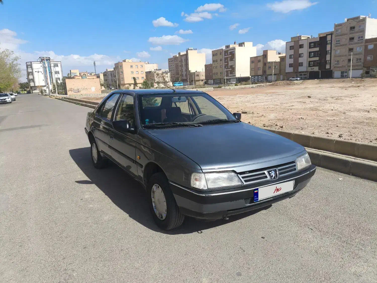 فروش فوری|خودرو سواری و وانت|شاهینشهر, خبرنگار|دیوار