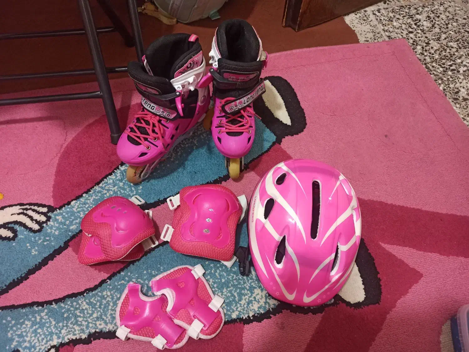 کفش اسکیت|دوچرخه، اسکیت، اسکوتر|شاهینشهر, مسکن مهر|دیوار