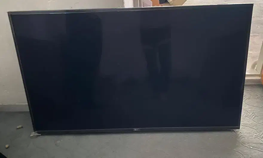 تلویزیون ال جی اندروید ۵۵ اینچ|تلویزیون و پروژکتور|زرند, |دیوار