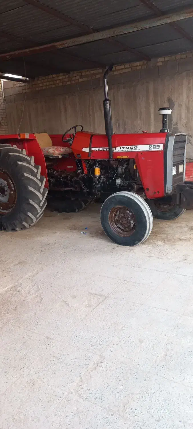 راننده تراکتور|خدمات حمل و نقل|باوی, |دیوار