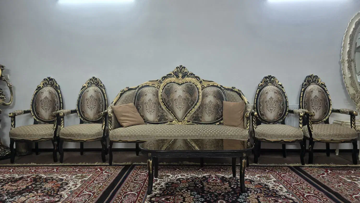 مبل سلطنتی ۹ نفره تمام چوب درحد نو|مبلمان خانگی و میز عسلی|قم, شهرک شهرداری|دیوار