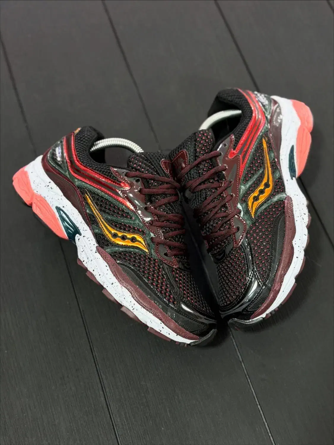 کتونی ساکونی کریستال(ویتنام)|کیف، کفش، کمربند|تهران, امیرآباد|دیوار