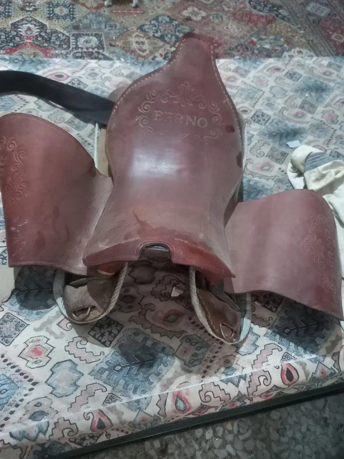 زین اسب چرم در حدنو|اسب و تجهیزات اسب‌سواری|شهریار, شهرک بهاران (ویره)|دیوار