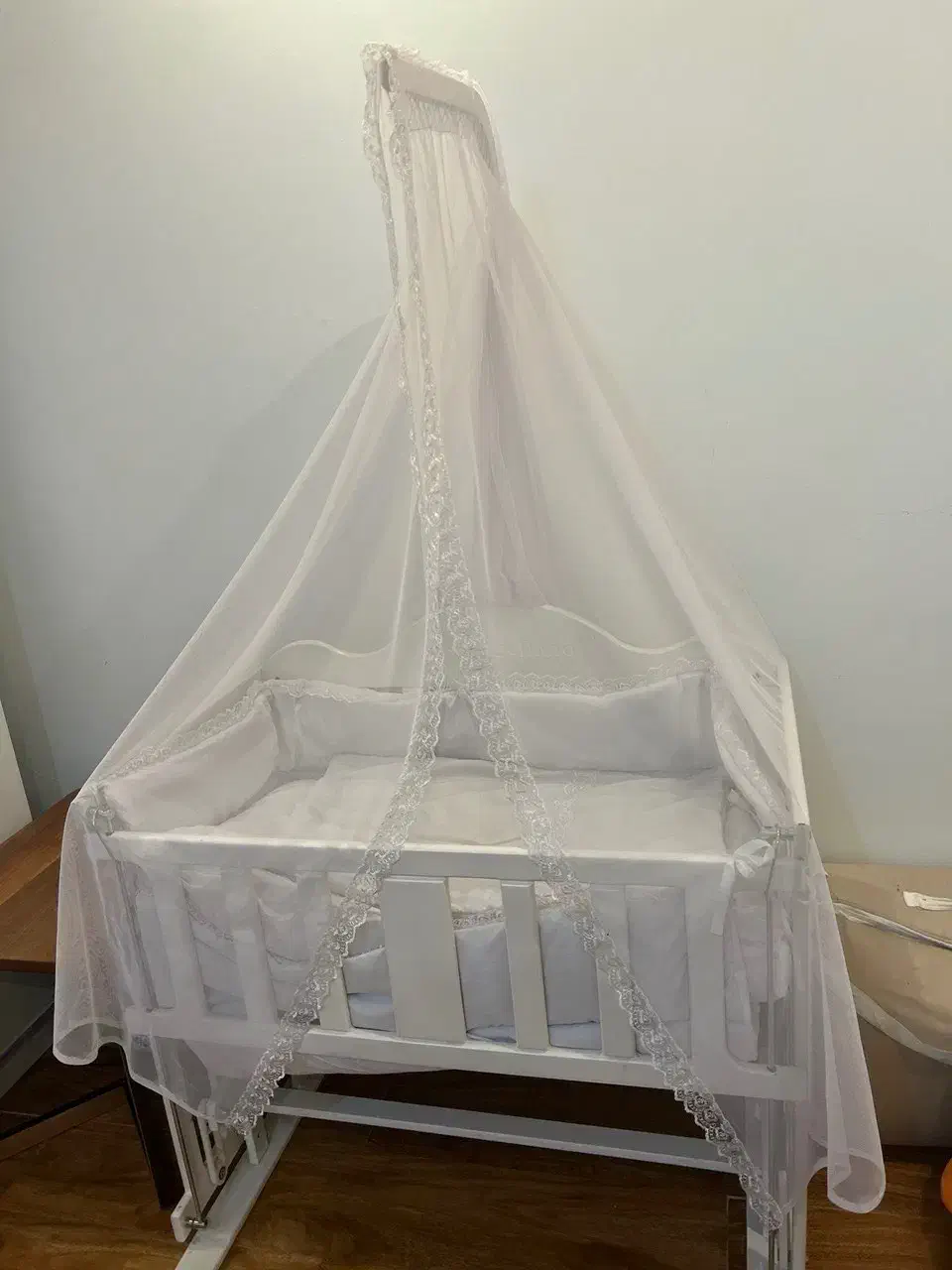 تخت کنار مادر با تشک|تخت و صندلی بچه|رشت, منظریه|دیوار