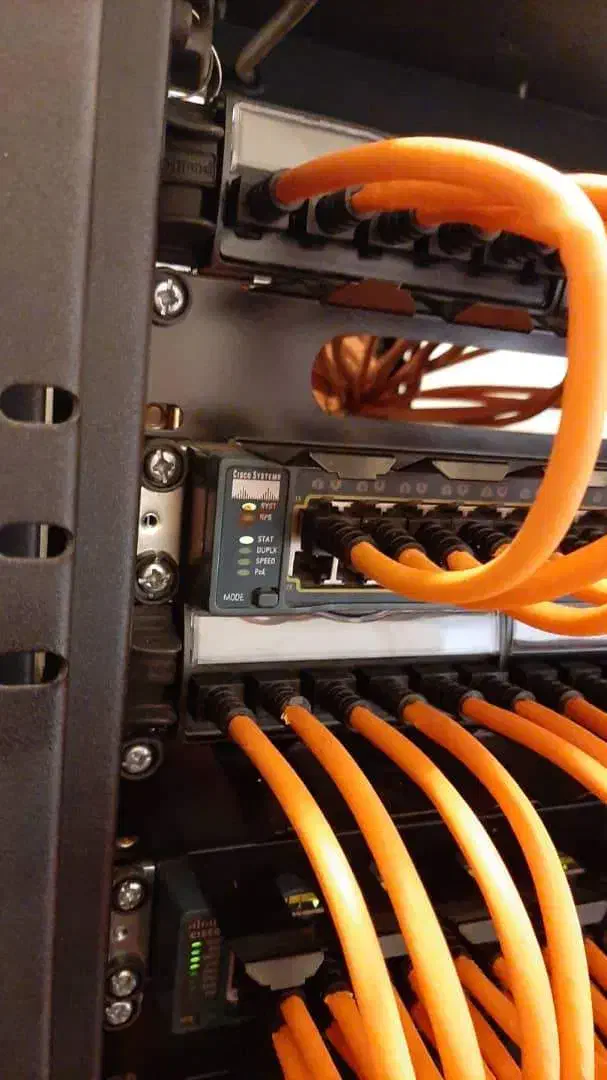 پسیو شبکه کابل کشی زیرساخت و ...|خدمات رایانه‌ای و موبایل|تهران, بهجت‌آباد|دیوار