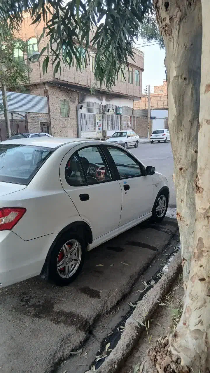 ساینا تمیز مدل ۹۵|خودرو سواری و وانت|قم, امامزاده ابراهیم|دیوار