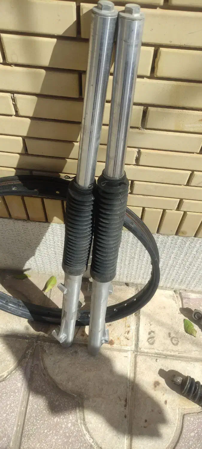 کمک جلو تریل|قطعات یدکی و لوازم جانبی|شیراز, پشم شیشه|دیوار