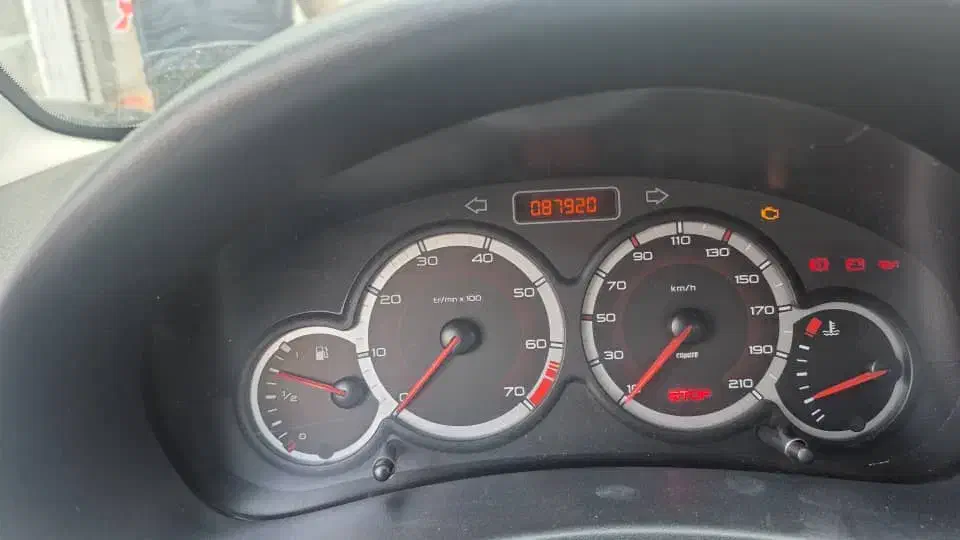 رانا|خودرو سواری و وانت|قزوین, |دیوار