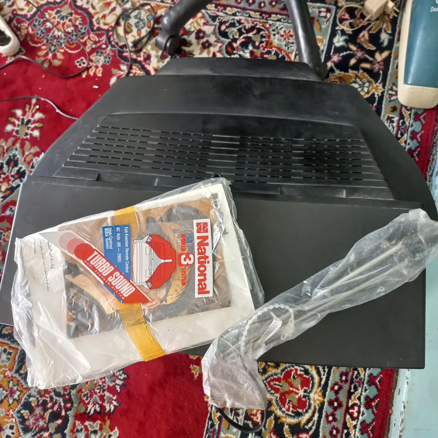 تلویزیون قدیمی|تلویزیون و پروژکتور|مشهد, هفده شهریور|دیوار