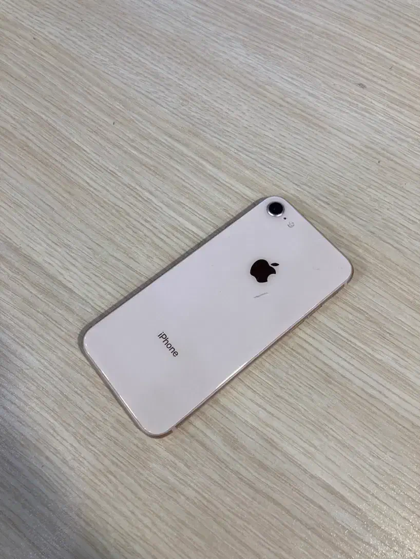 ایفون 8|موبایل|قم, ارم|دیوار