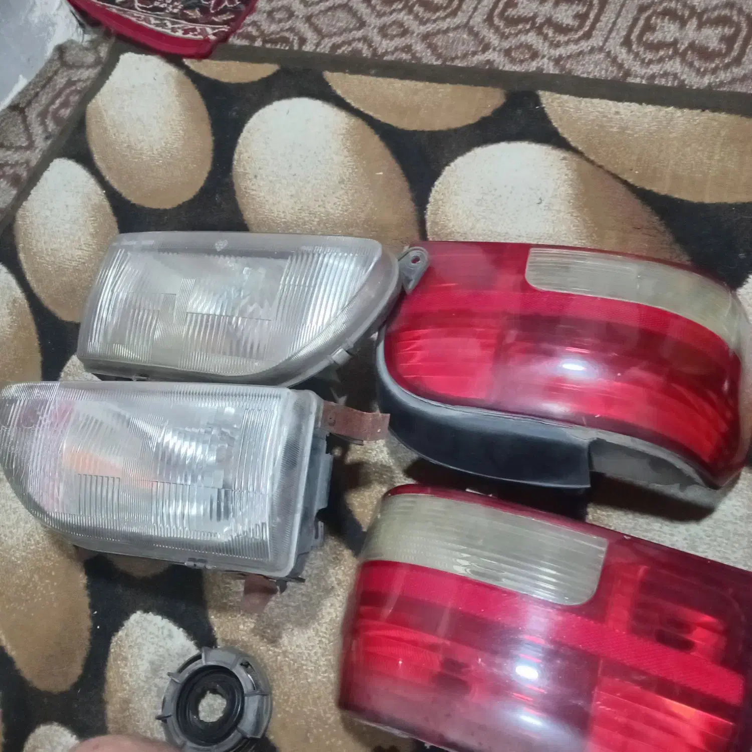 چراغ جلو و عقب پراید صبا سالم|قطعات یدکی و لوازم جانبی|رشت, رودباری|دیوار