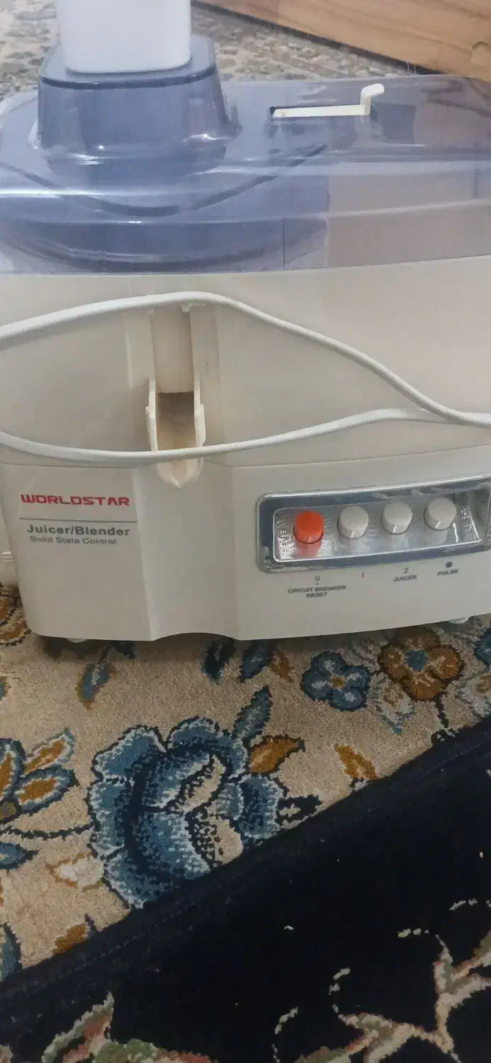 چند عدد وسایل خانه سالم درحد نو|آبمیوهگیر و آبمرکباتگیر|قم, انصارالحسین|دیوار