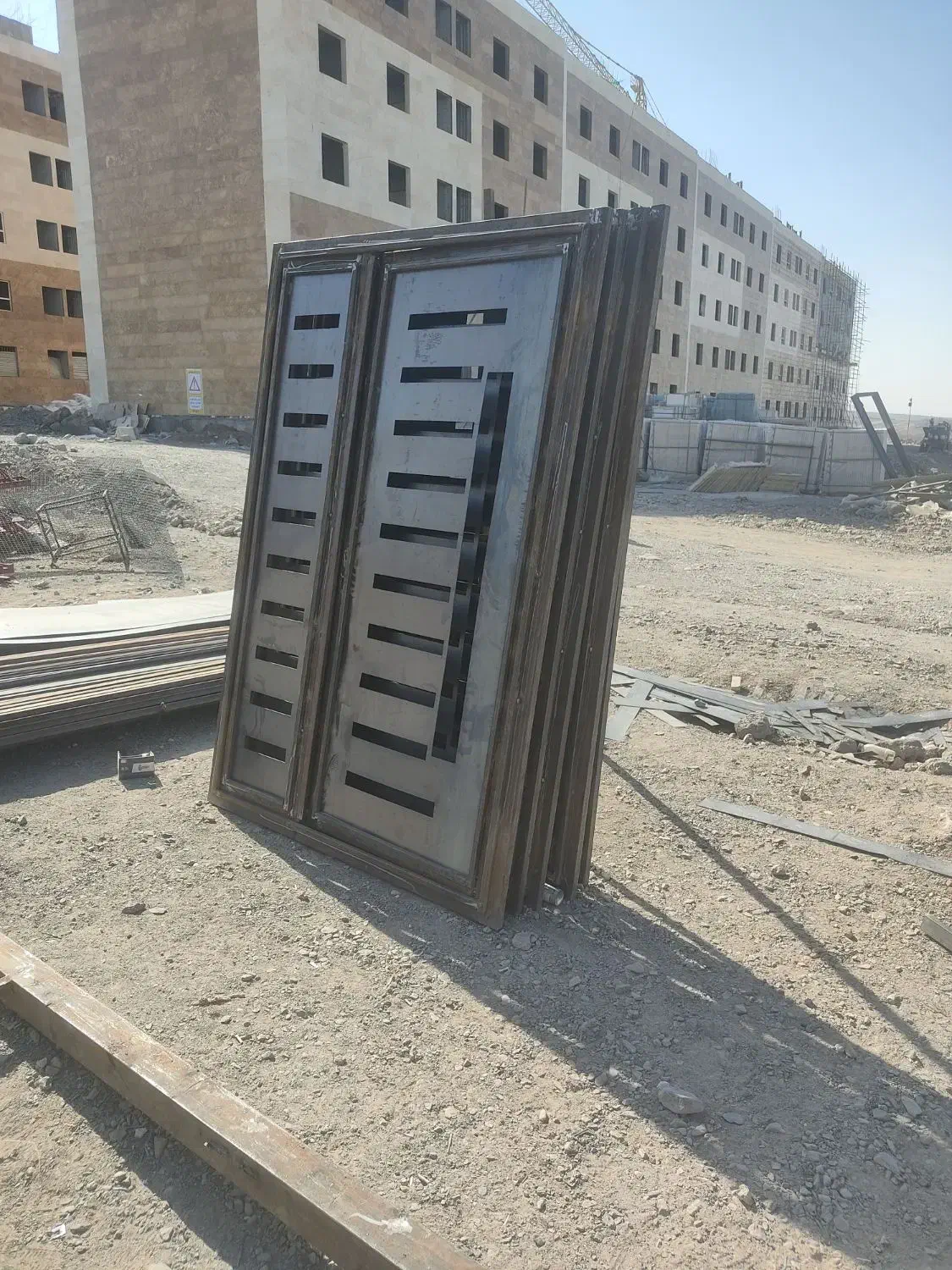 جوشکاری سیار اماده همکاری با شرکتهای ساختمانی و...|خدمات پیشه و مهارت|بیرجند, |دیوار