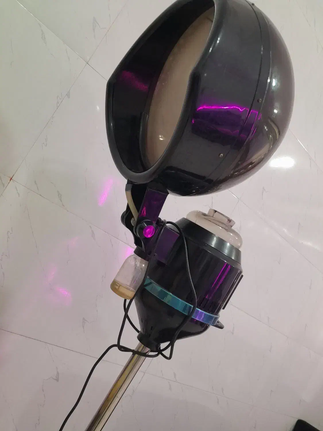 سشوار کلاهی در حد نو|آرایشی، بهداشتی، درمانی|پارسآباد, |دیوار