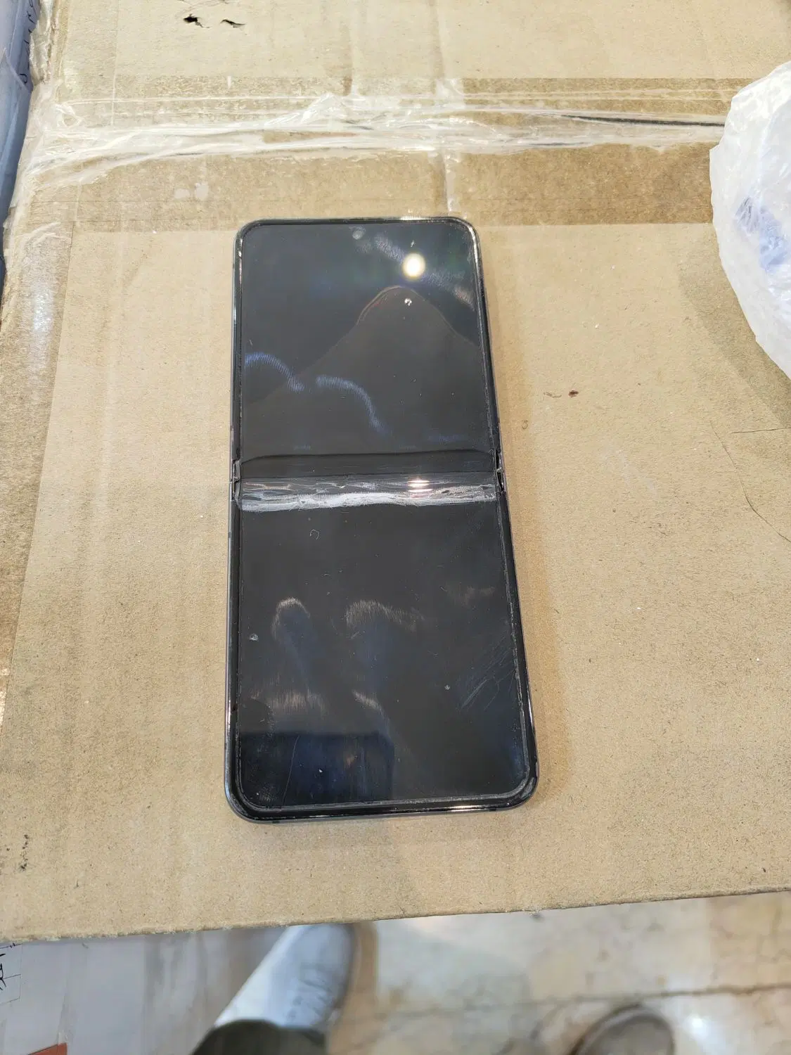 z flip 5 256 8|موبایل|اصفهان, شهرک کاوه|دیوار