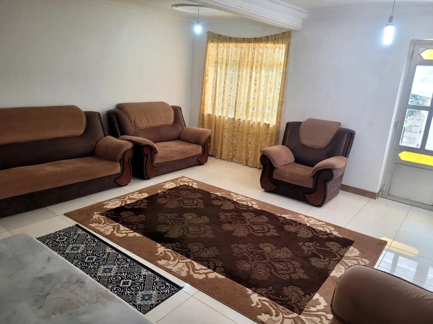 اجاره کوتا مدت سویت ویلا مرکز شهر|اجارهٔ کوتاه‌مدت آپارتمان و سوئیت|رشت, کوی امام رضا|دیوار